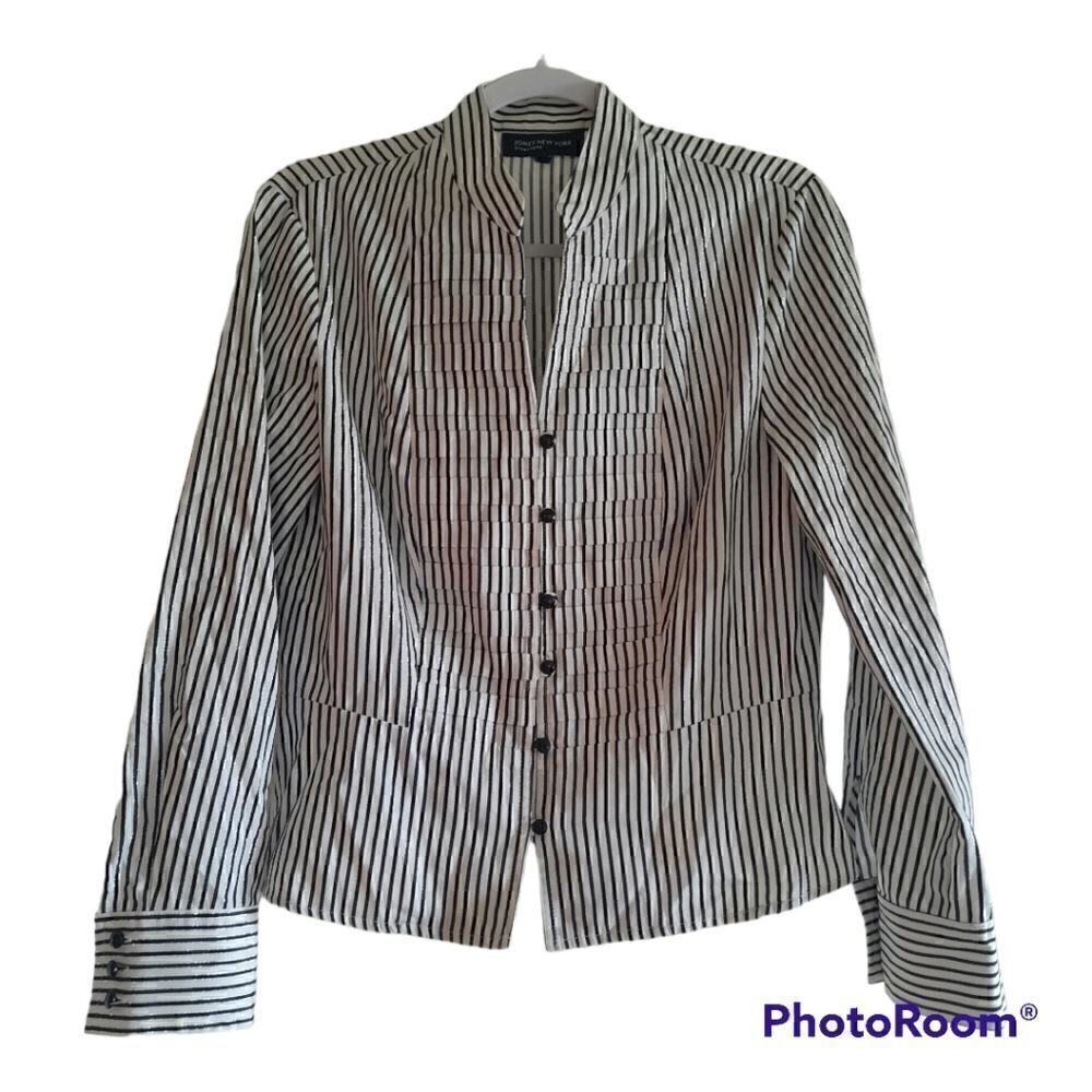 Jones New York Signature Belted Button Up Blouse